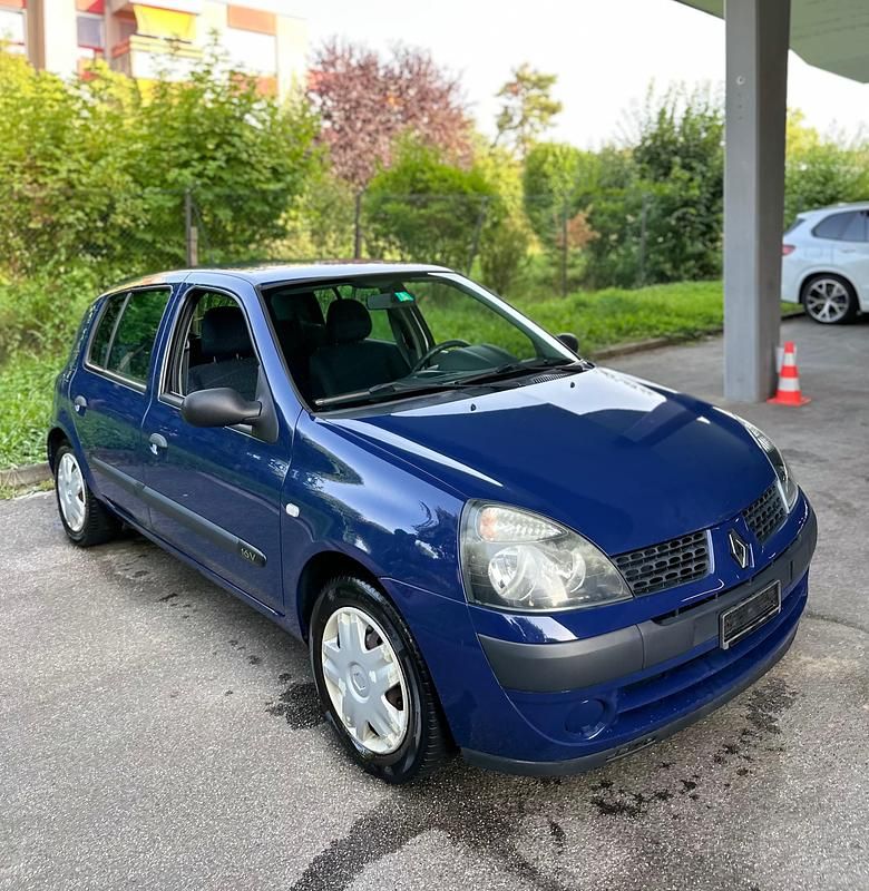 Gebraucht 2003 Renault Clio II Expression | CHF 2’799 (Fairer Preis) - Bild 1/4