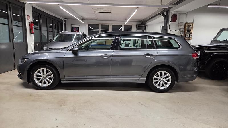 Gebraucht VW Passat Comfortline 150 PS (110 kW) 2015 Kombi