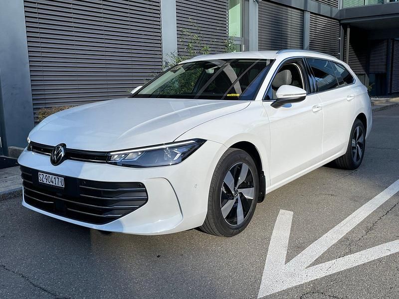 Neu 2025 VW Passat Business Kombi | CHF 46’400 (Superpreis) - Bild 1/4