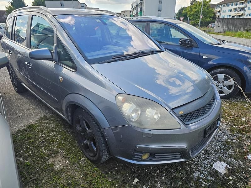 Gebraucht Opel Zafira Cosmo 140 PS (102 kW) 2007 Van / Kleinbus
