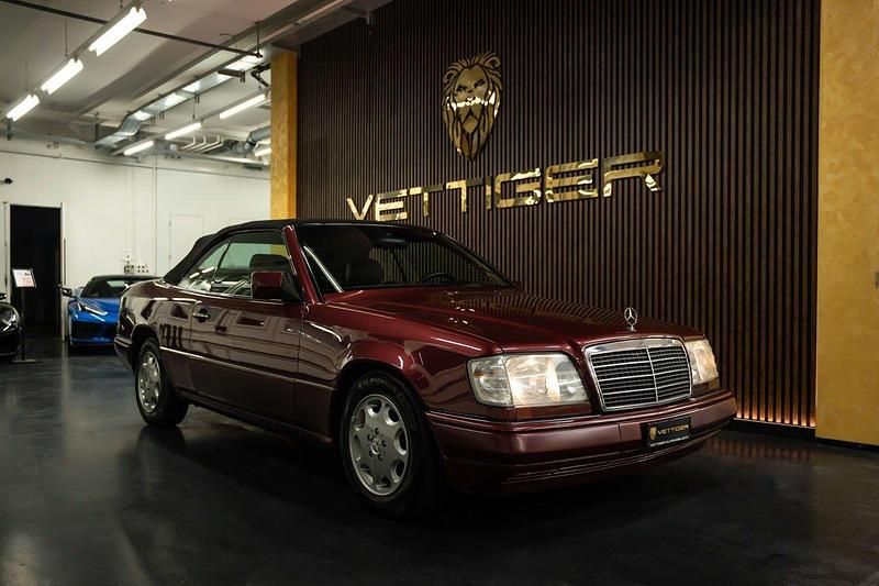 Gebraucht Mercedes E220 150 PS (110 kW) 1997 Cabrio