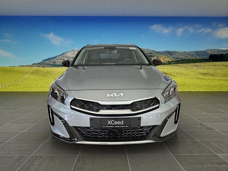 Gebraucht Kia XCeed Style 141 PS (103 kW) 2024 Silber SUV