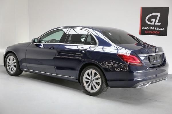Gebraucht Mercedes C180 Avantgarde 156 PS (114 kW) 2019 Blau Limousine