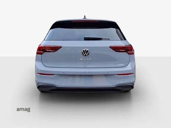 Neu VW Golf VIII United 115 PS (84 kW) 2026 Mondsteingrau uni Limousine