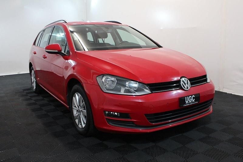 Gebraucht VW Golf VII Comfortline 110 PS (80 kW) 2015 Kombi