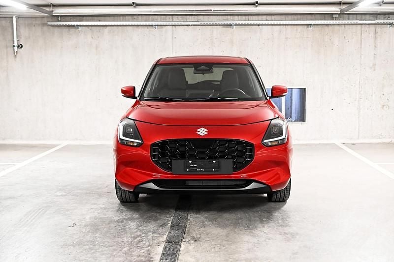 Neu Suzuki Swift 80 PS (58 kW) 2026 Rot Kleinwagen