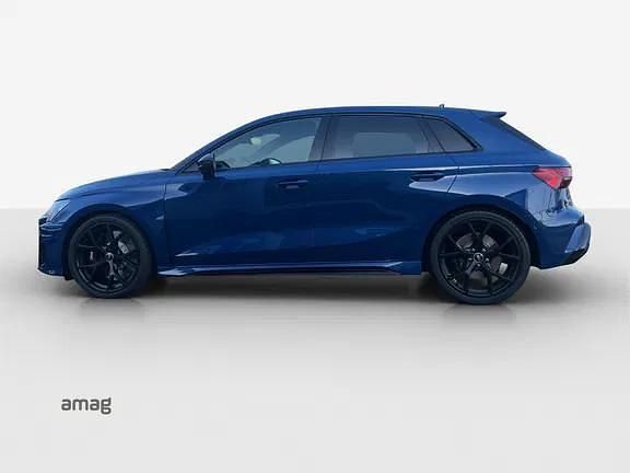 Neu Audi RS3 Ambiente 400 PS (294 kW) 2026 Ascariblau metallic Limousine