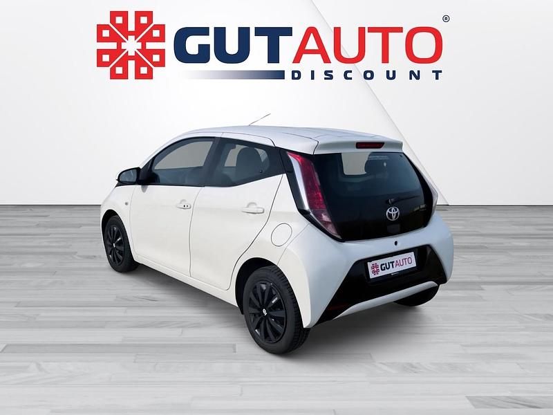 Gebraucht Toyota Aygo X-play 69 PS (50 kW) 2014 Kleinwagen