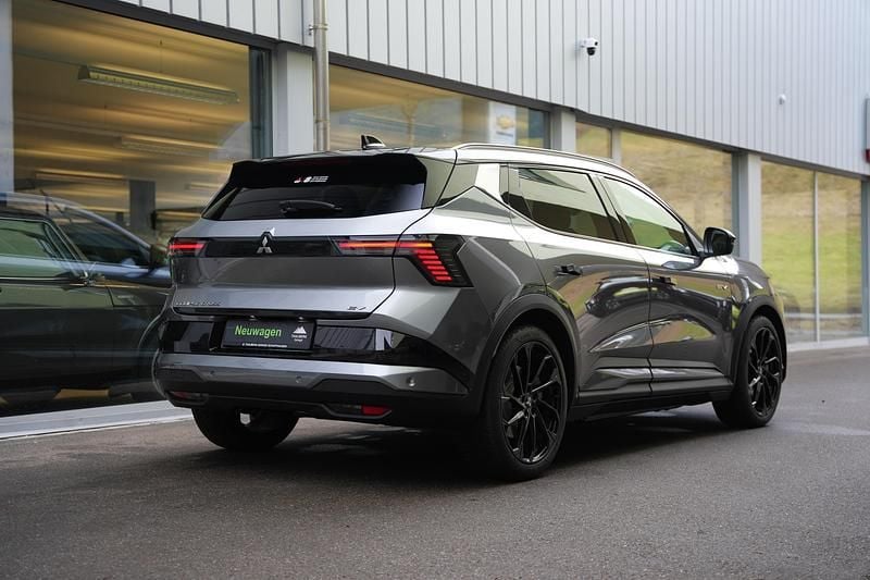 Neu Mitsubishi Eclipse Instyle 220 PS (161 kW) 2026 Grau SUV