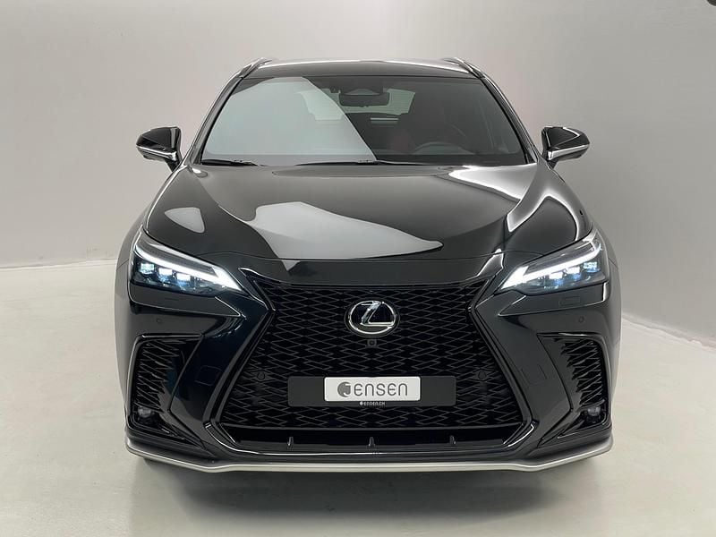 Gebraucht Lexus NX350h E-FOUR 244 PS (179 kW) 2024