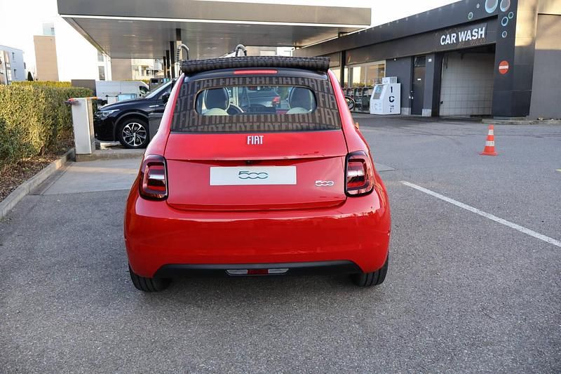 Neu Fiat 500e La Prima 86 kW (118 PS) 2026 Cabrio