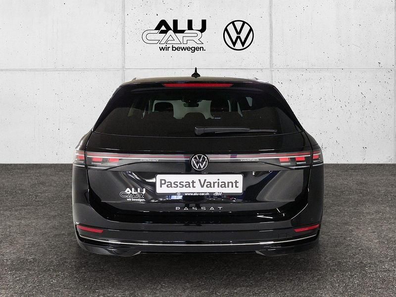 Gebraucht VW Passat Elegance 150 PS (110 kW) 2024 Kombi