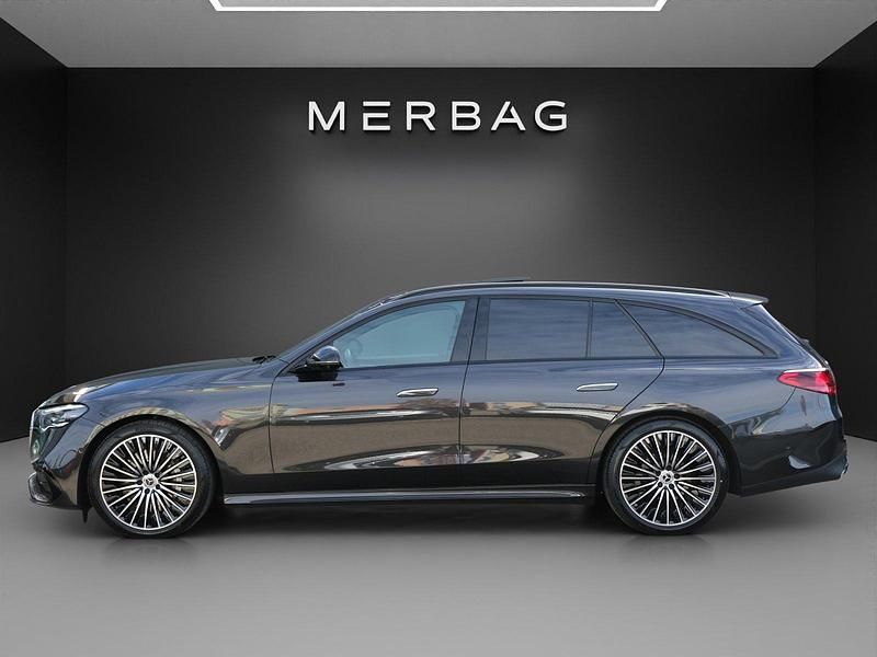 Gebraucht Mercedes E220 197 PS (144 kW) 2024 Kombi
