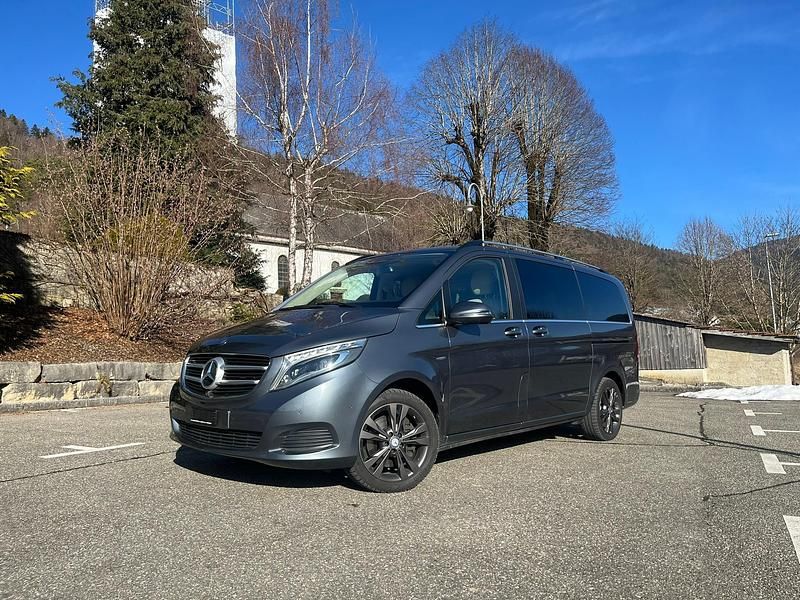 Gebraucht Mercedes V250 Avantgarde 190 PS (139 kW) 2016 Grau Van / Kleinbus