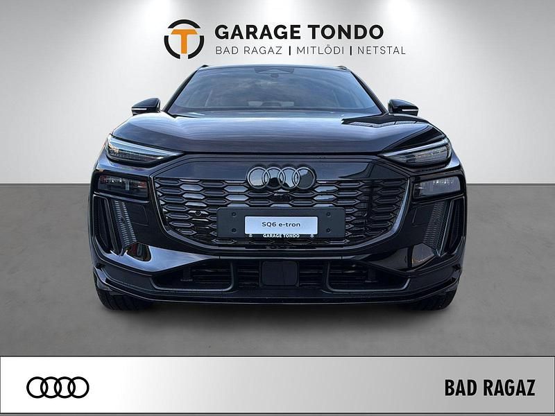 Neu Audi SQ6 e-tron Ambiente 360 kW (490 PS) 2026 SUV