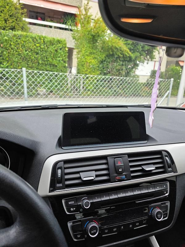 Gebraucht 2018 BMW 118 Kleinwagen | CHF 12’300 - Bild 1/4