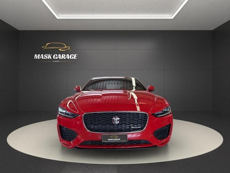 Gebraucht 2020 Jaguar XE R-Dynamic Limousine | CHF 31’000 (Fairer Preis) - Bild 1/4