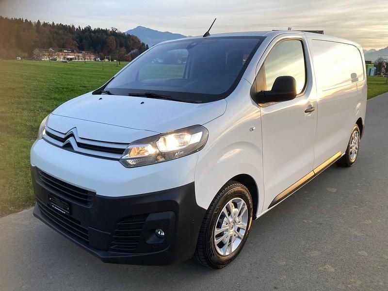 Gebraucht 2020 Citroën Jumpy Attraction Van / Kleinbus | CHF 19’990 (Superpreis) - Bild 1/4