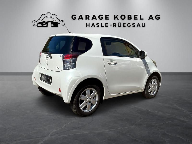 Gebraucht Toyota iQ 68 PS (50 kW) 2009 Kleinwagen