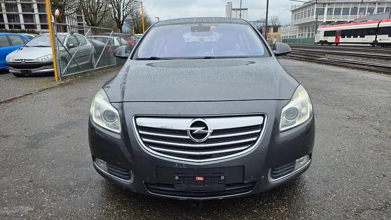 Gebraucht Opel Insignia Cosmo 130 PS (95 kW) 2010
