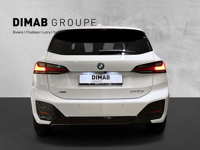 Gebraucht BMW 225 Active Tourer M Sport 245 PS (180 kW) 2023 Weiss Van / Kleinbus