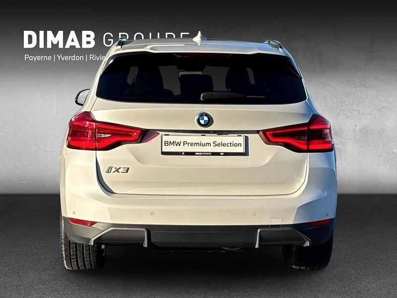 Gebraucht BMW iX3 Impressive 210 kW (286 PS) 2022 Weiss SUV