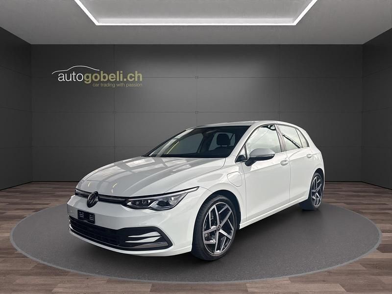 Gebraucht 2023 VW Golf VIII Style Limousine | CHF 25’900 (Guter Preis) - Bild 1/4