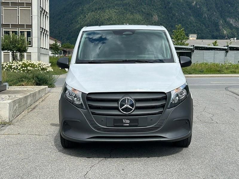 Neu Mercedes Vito 190 PS (139 kW) 2025 Van