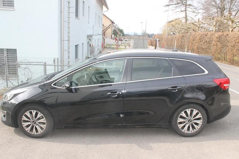 Gebraucht Kia Ceed Sportswagon 136 PS (100 kW) 2018 Kombi