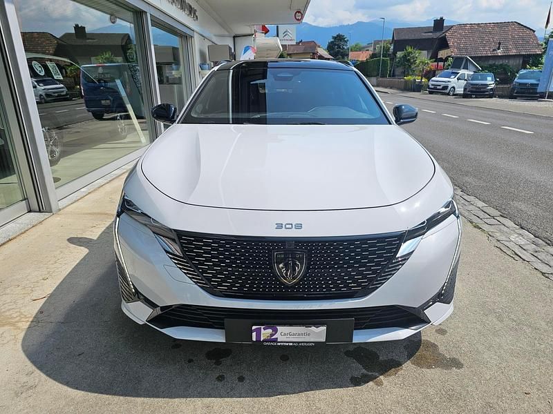 Gebraucht Peugeot 308 SW GT 181 PS (133 kW) 2024 Weiss Kombi