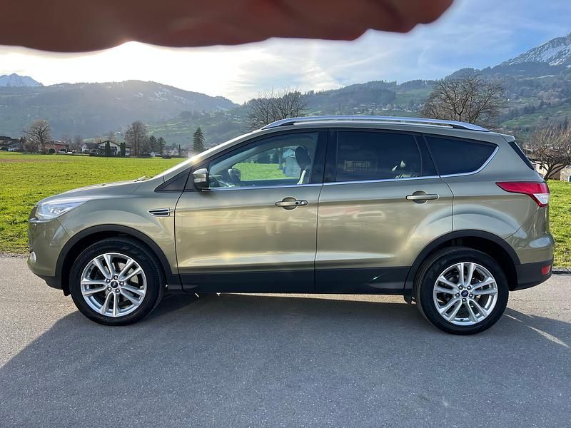 Gebraucht Ford Kuga Titanium 182 PS (133 kW) 2013 SUV