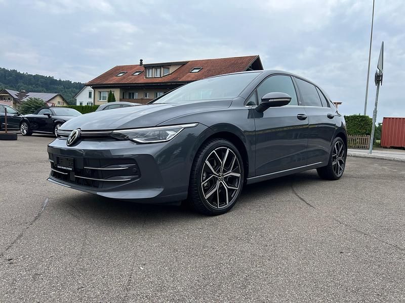Gebraucht 2024 VW Golf VIII Edition | CHF 35’900 (Teuer) - Bild 1/4