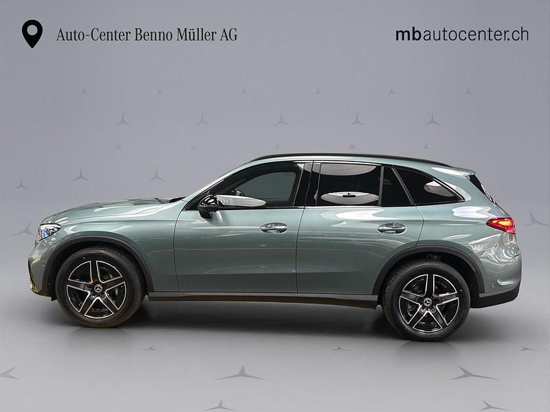 Neu Mercedes GLC220 AMG line 220 PS (161 kW) 2025 Silber SUV