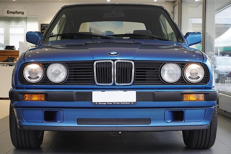 Gebraucht BMW 318 Cabriolet 113 PS (83 kW) 1992 Blau Cabrio
