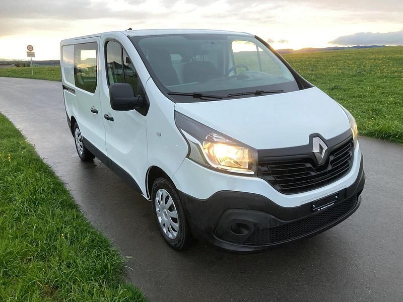 Gebraucht 2018 Renault Trafic Van / Kleinbus | CHF 11’980 (Superpreis) - Bild 1/4