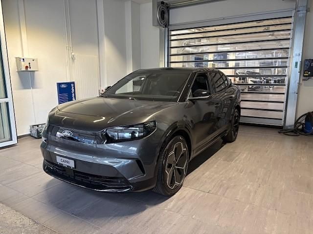 Neu Ford Capri Extended Range 210 kW (286 PS) 2026 Grau SUV