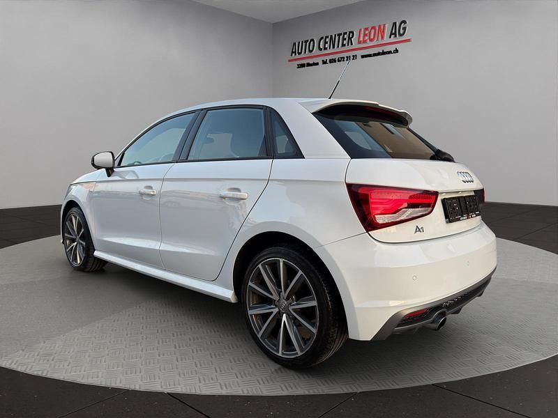 Gebraucht Audi A1 Sportback Design 95 PS (69 kW) 2016 Kleinwagen