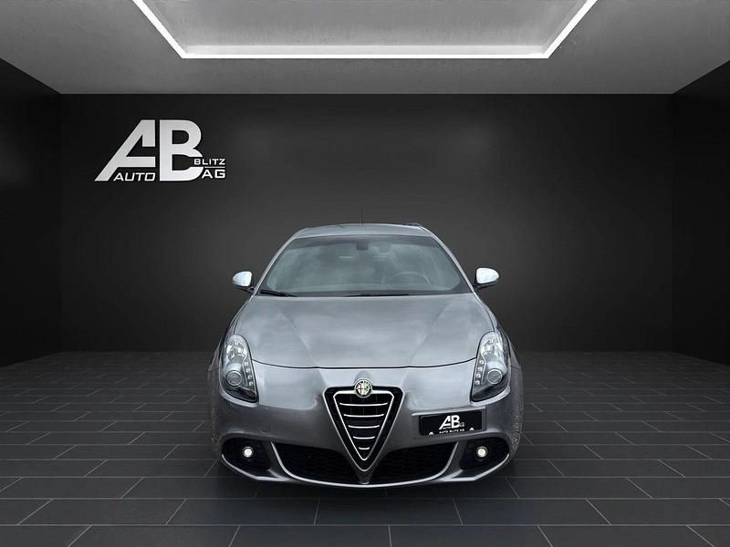 Gebraucht Alfa Romeo Giulietta Distinctive 170 PS (125 kW) 2012 Limousine