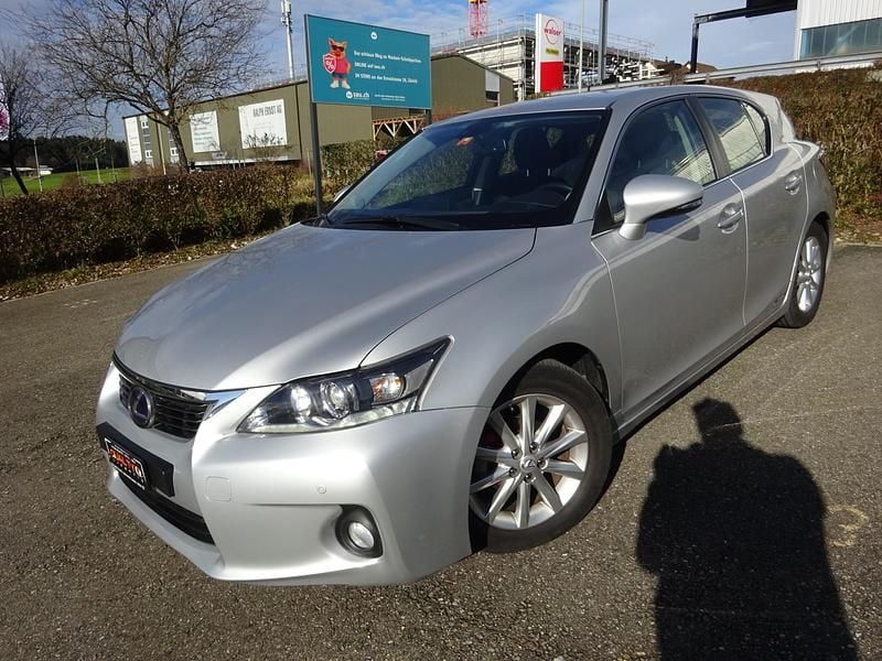 Gebraucht 2012 Lexus CT200h | CHF 14’500 (Fairer Preis) - Bild 1/4