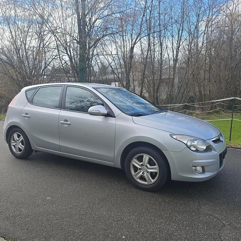 Gebraucht Hyundai i30 Style 126 PS (92 kW) 2009