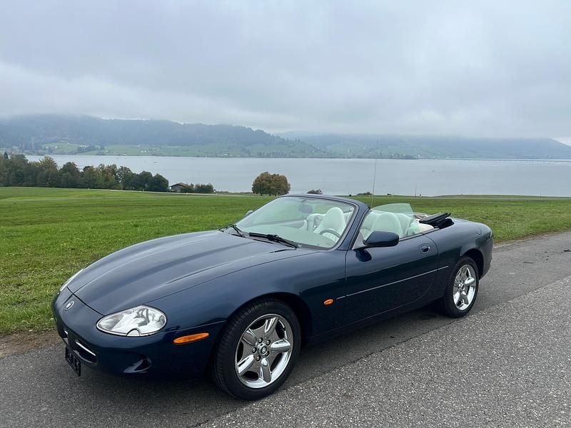 Gebraucht 1998 Jaguar XK8 Cabrio | CHF 28’500 - Bild 1/4