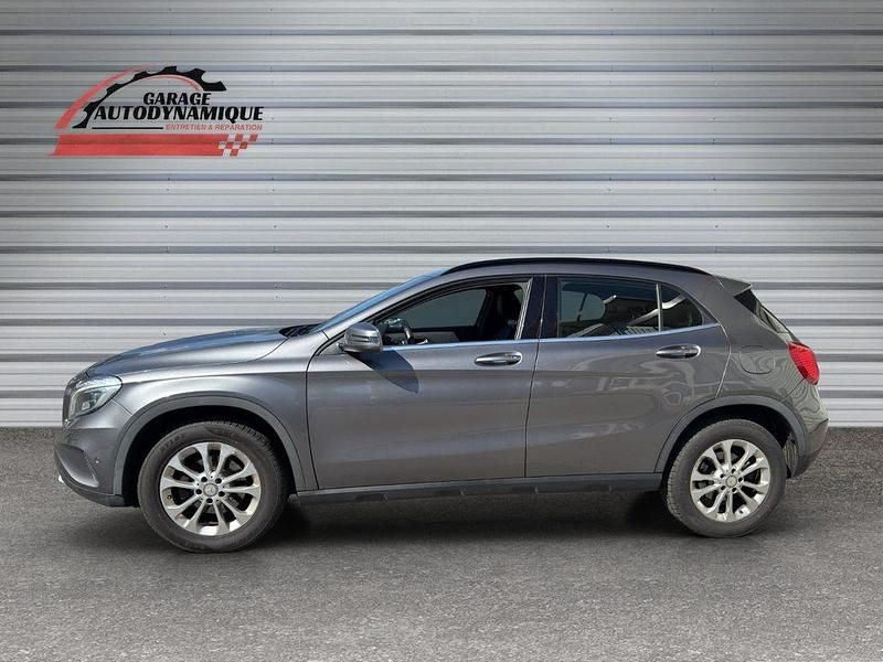 Gebraucht Mercedes GLA200 Urban 136 PS (100 kW) 2016 SUV