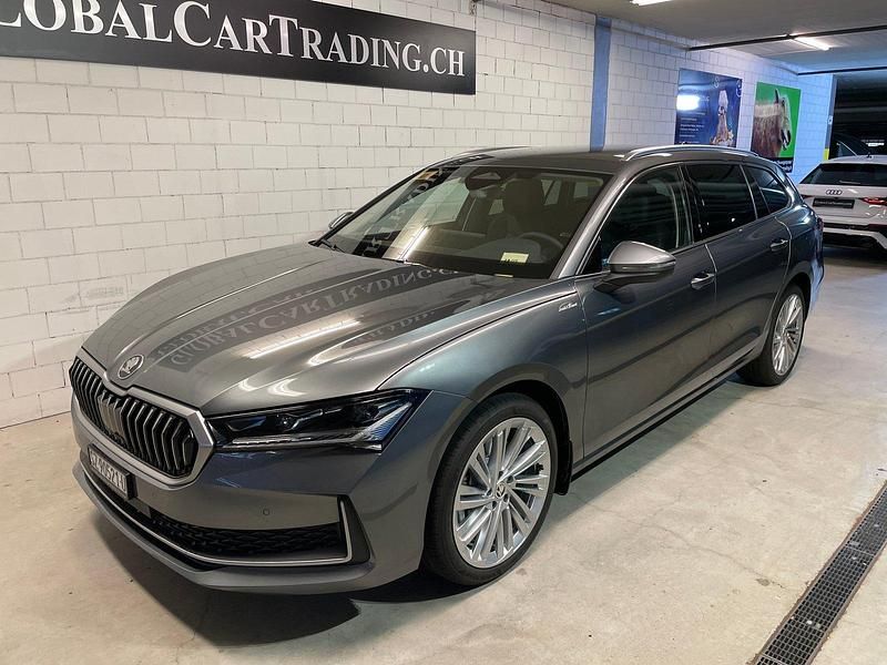 Gebraucht 2024 Skoda Superb LAURIN & KLEMENT Kombi | CHF 51’900 - Bild 1/4