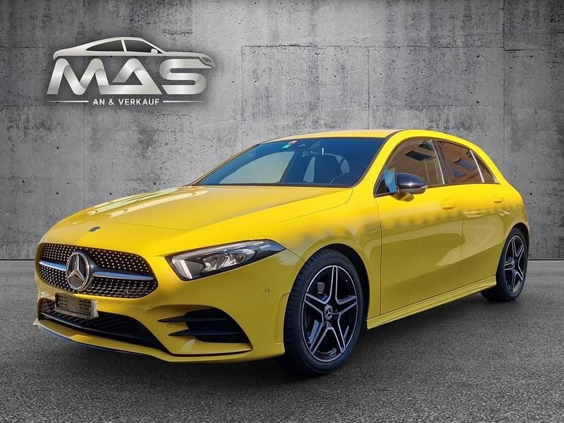 Gebraucht Mercedes A180 AMG line 136 PS (100 kW) 2021 Limousine