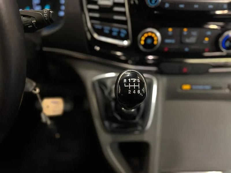 Gebraucht Ford Tourneo Custom Titanium 170 PS (125 kW) 2025 Beige Van