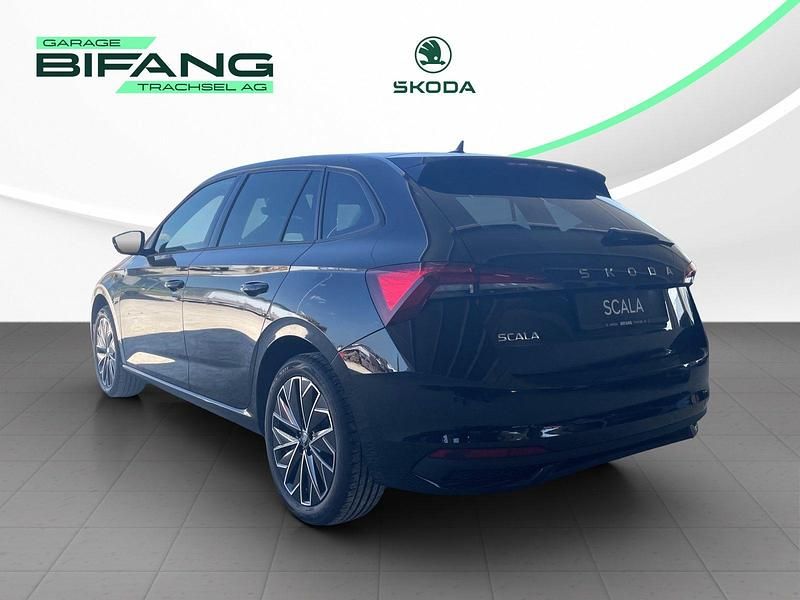Neu Skoda Scala Dynamic 150 PS (110 kW) 2025 Schwarz Kleinwagen