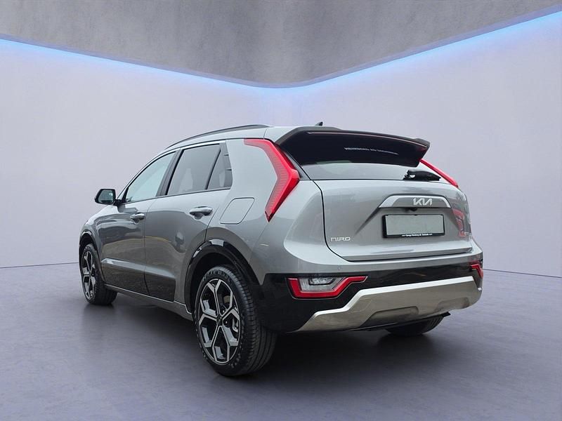 Neu Kia Niro 137 PS (100 kW) 2025 Grau SUV