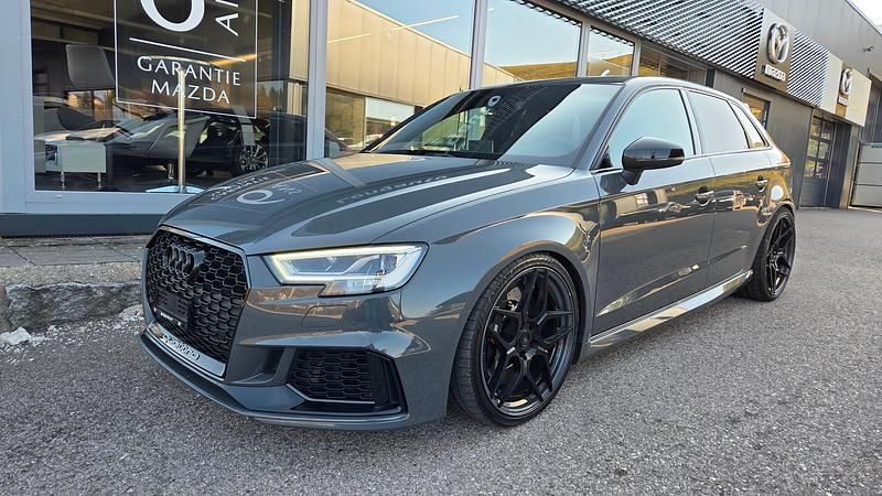 Gebraucht Audi RS3 Sportback Exclusive 400 PS (294 kW) 2019 Kleinwagen