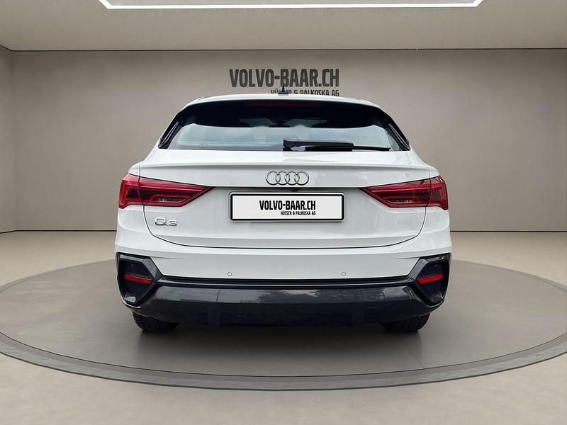 Gebraucht Audi Q3 Sportback Attraction 150 PS (110 kW) 2023 SUV