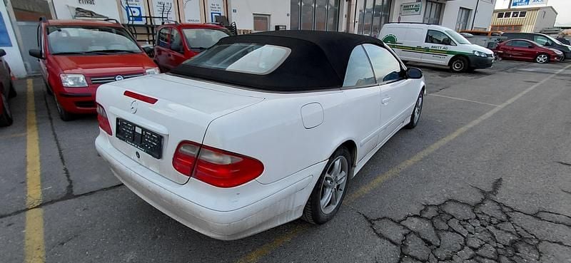 Gebraucht Mercedes CLK200 Avantgarde 163 PS (119 kW) 2001